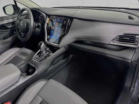 Used 2025 Subaru Outback Onyx Edition image 35