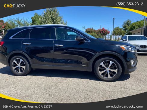 Used 2016 Kia Sorento EX image 4