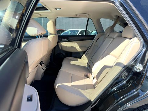 Used 2019 Subaru Outback 2.5i Limited image 32