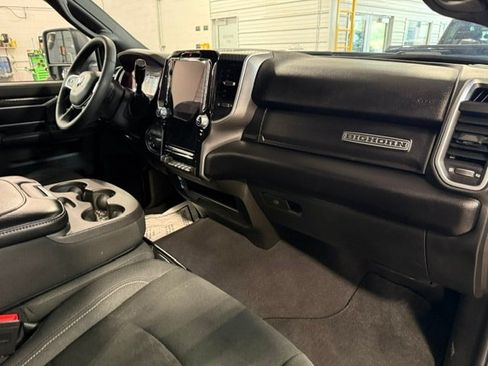 Used 2025 RAM 2500 Big Horn AWD/4WD image 9