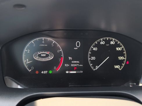 Used 2025 Honda HR-V EX-L image 15