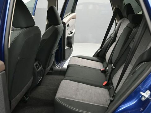 Used 2023 Nissan Rogue SV image 9