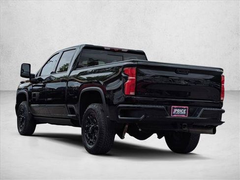 Used 2024 Chevrolet Silverado 3500 High Country w/ Technology Package AWD/4WD image 7