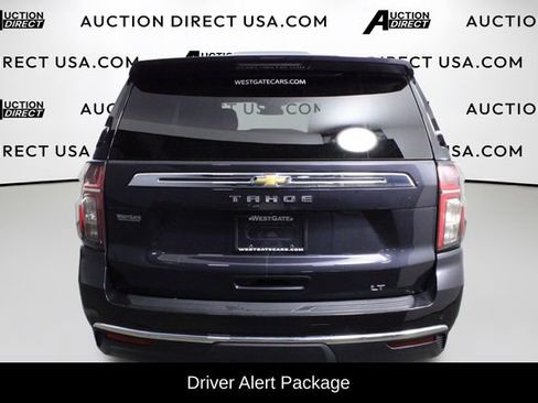 Used 2024 Chevrolet Tahoe LT w/ Luxury Package image 6