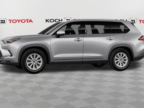 New 2026 Toyota Grand Highlander XLE image 3