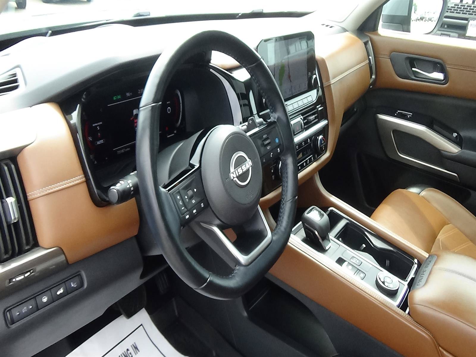 Used 2023 Nissan Pathfinder Platinum w/ Cargo Package AWD/4WD image 20