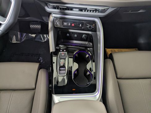 Certified 2025 Audi Q5 Premium AWD/4WD image 21