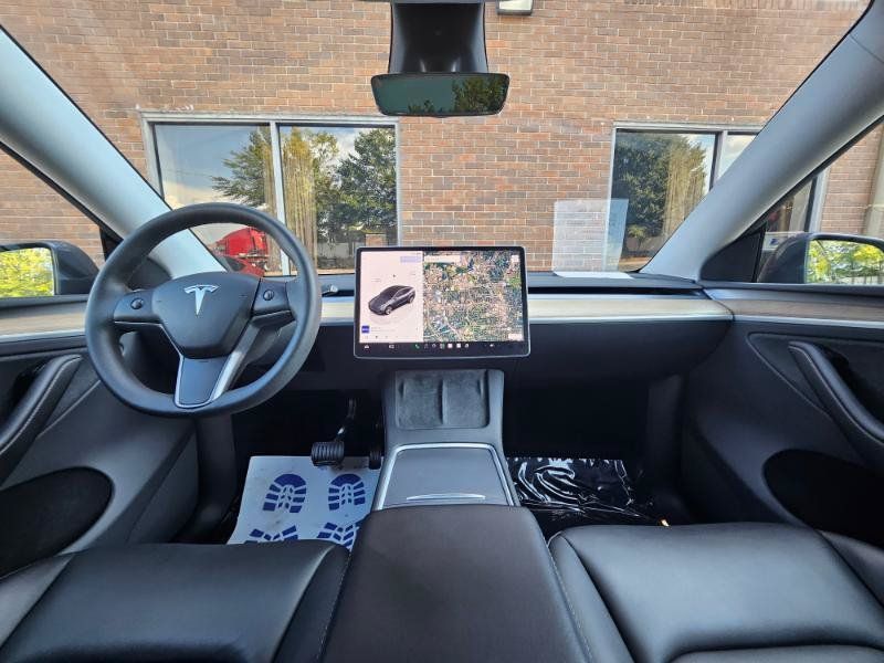 Used 2023 Tesla Model Y Long Range AWD/4WD image 41