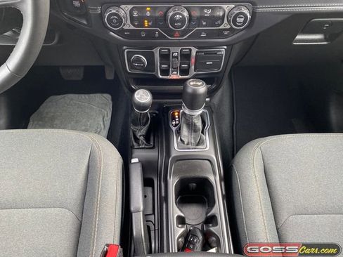 Certified 2024 Jeep Wrangler Sahara image 13