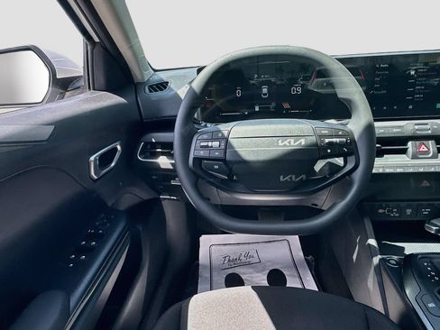New 2026 Kia K4 FWD image 20