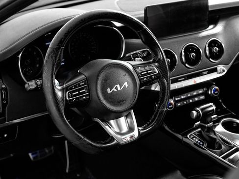 Used 2022 Kia Stinger GT-Line w/ Sun & Sound Package image 15
