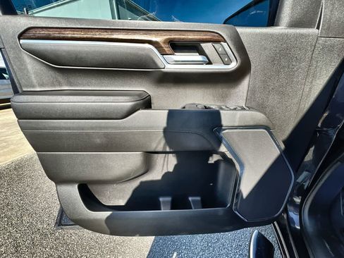 Used 2022 GMC Sierra 1500 Elevation image 22