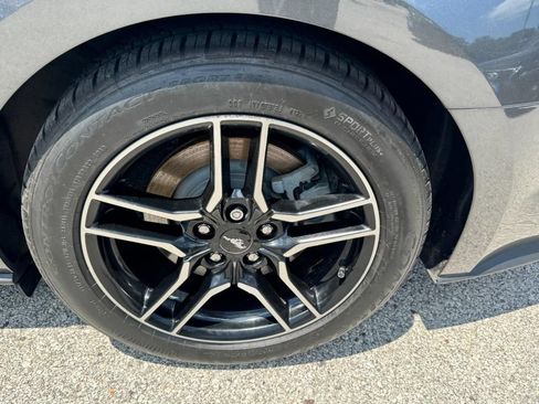 Used 2019 Ford Mustang GT Premium RWD image 7