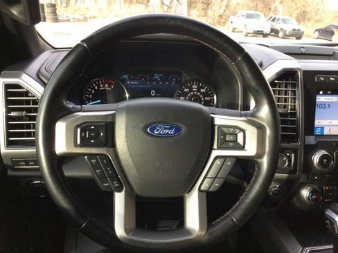 Used 2018 Ford F150 Platinum w/ Equipment Group 701A Luxury image 18