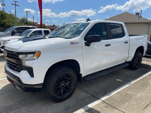 Used 2023 Chevrolet Silverado 1500 LT Trail Boss w/ Protection Package AWD/4WD image 2