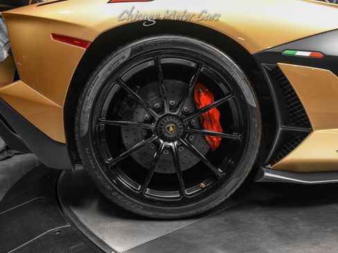 Used 2019 Lamborghini Aventador SVJ AWD/4WD image 60