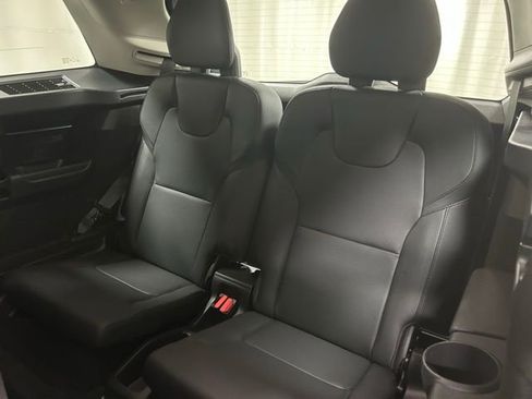 Used 2023 Volvo XC90 B6 Plus AWD/4WD image 17