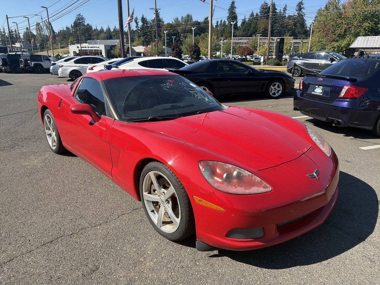 Used 2008 Chevrolet Corvette Coupe w/ Z51 Performance Package RWD image 2