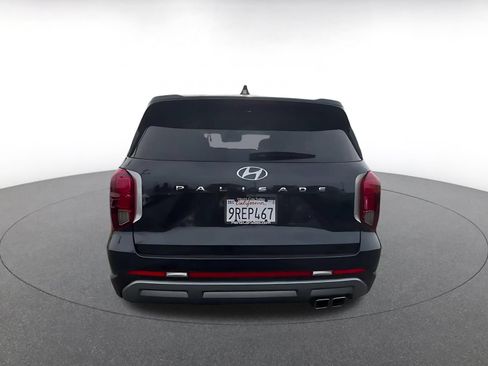 Used 2025 Hyundai Palisade SEL FWD image 10