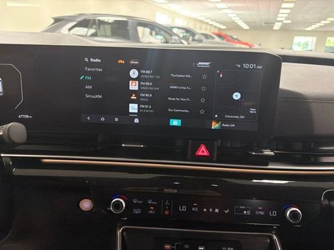 Used 2025 Kia Carnival SX Prestige FWD image 26