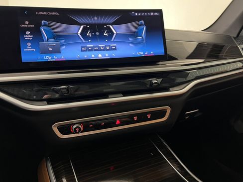 Used 2025 BMW X5 sDrive40i w/ M Sport Package image 29