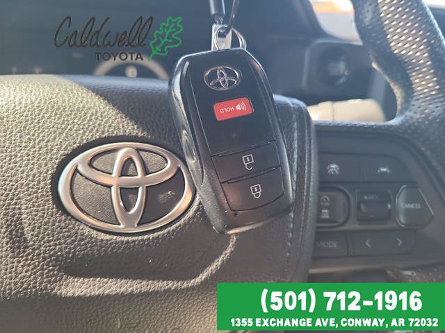 Certified 2025 Toyota Tacoma SR5 AWD/4WD image 29