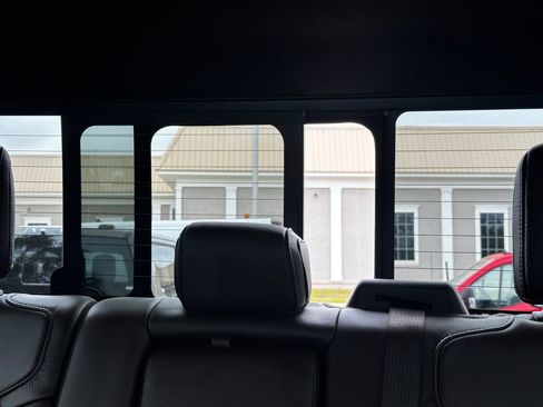 New 2025 Ford F250 King Ranch w/ Chrome Package image 87