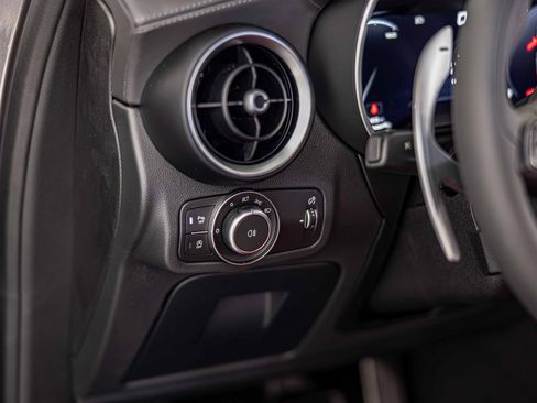 New 2025 Alfa Romeo Stelvio Sprint image 22