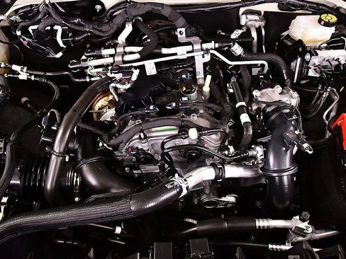 Used 2025 Ford Bronco Outer Banks image 33