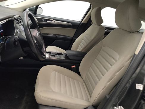 Used 2018 Ford Fusion S image 17