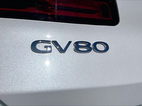Used 2024 Genesis GV80 3.5T AWD/4WD image 18