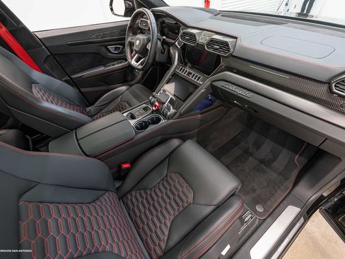 Used 2024 Lamborghini Urus S AWD/4WD image 2