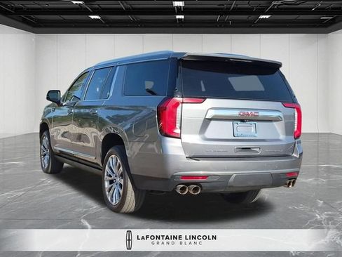 Used 2022 GMC Yukon XL Denali w/ Denali Ultimate Package AWD/4WD image 3