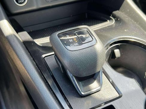 Used 2023 Nissan Rogue SV AWD/4WD image 29