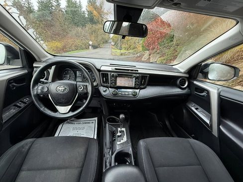 Used 2018 Toyota RAV4 Adventure image 16