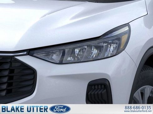 New 2026 Ford Escape Active image 18