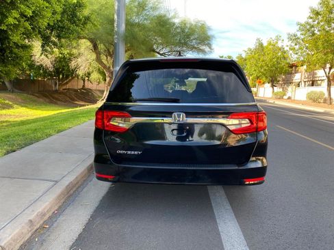 Used 2019 Honda Odyssey EX image 9