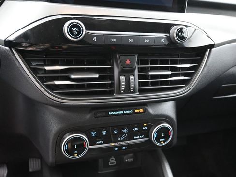 Used 2024 Ford Escape Active image 18