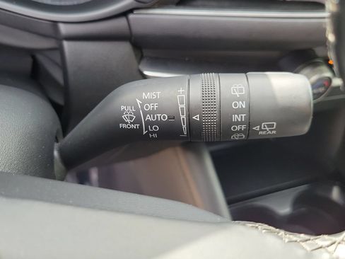 Used 2024 MAZDA MAZDA3 s FWD image 31