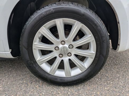 Used 2013 Chrysler 200 Limited image 24