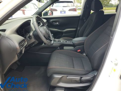 Used 2024 Honda HR-V Sport image 16