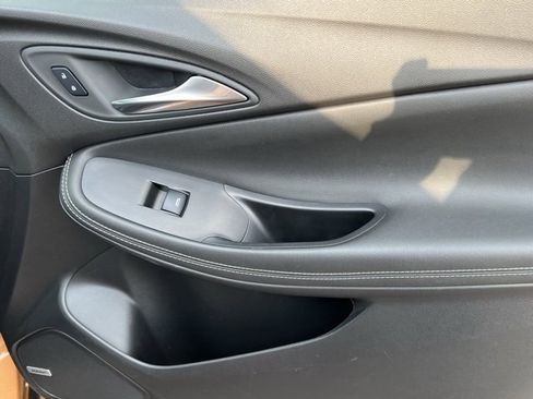 Used 2025 Buick Encore GX Avenir w/ Avenir Technology Package image 20