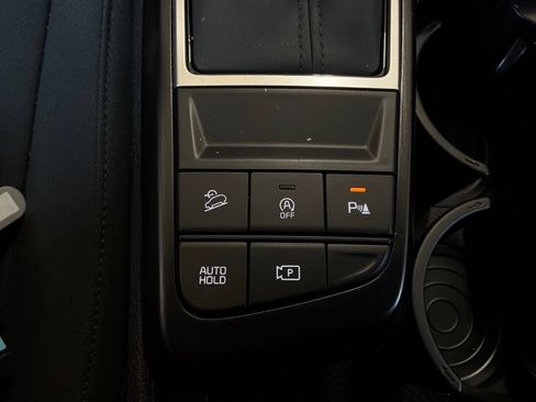 Used 2026 Kia Sportage LX FWD image 21