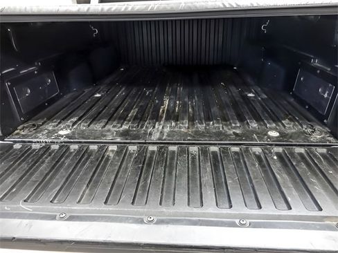 Used 2015 Toyota Tacoma 4x4 Double Cab w/ SR5 Package image 22