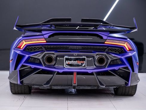 Used 2021 Lamborghini Huracan EVO RWD image 22