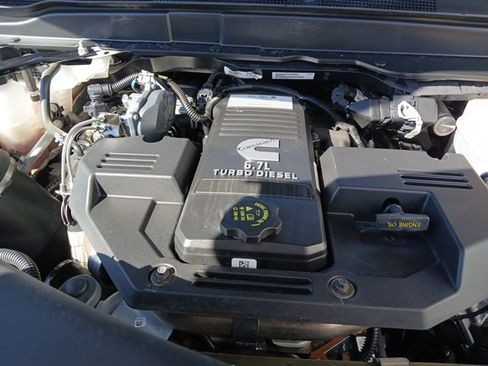 Used 2024 RAM 2500 Laramie w/ Safety Group image 23