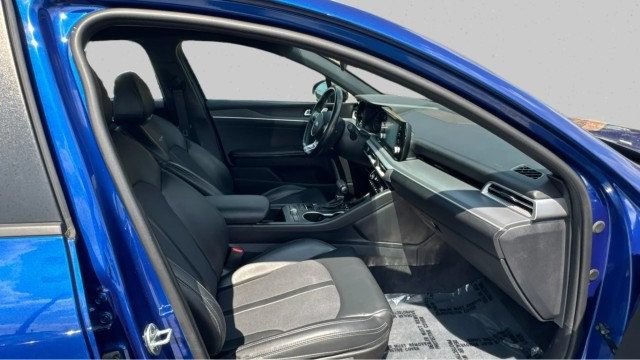 Used 2021 Kia K5 GT-Line FWD image 16
