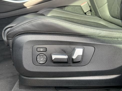 Used 2023 BMW X5 xDrive40i w/ Premium Package image 13