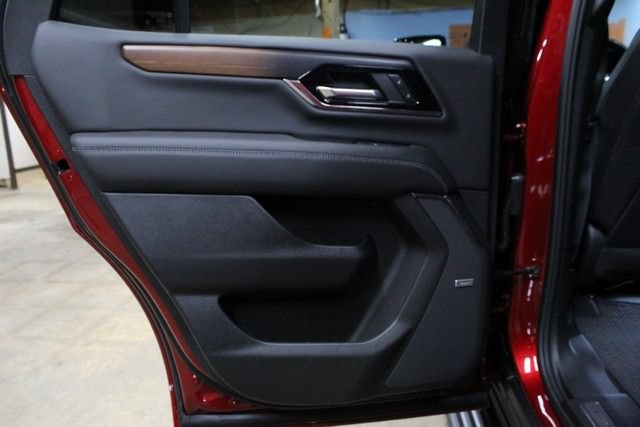 New 2026 GMC Yukon Denali AWD/4WD image 16