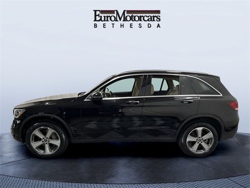 Certified 2022 Mercedes-Benz GLC 300 4MATIC image 2